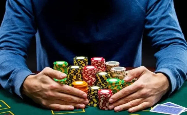 Comprehensive Guide to Fundamental Poker Strategies